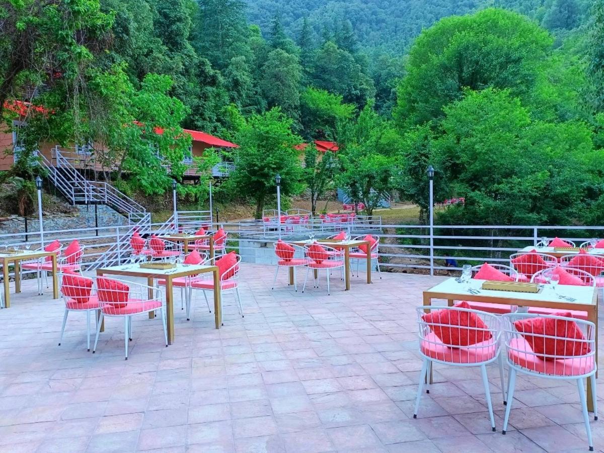 Aamod At Shoghi Luxury Cottage Resort Shimla Exterior photo